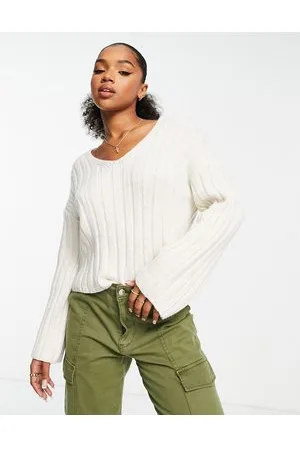 New Look Maglione lavorato color crema con scollo a V