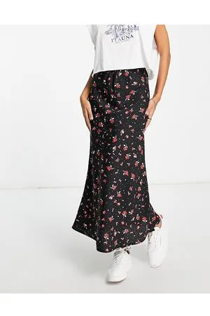 New Look Gonna midi nera con motivo a roselline