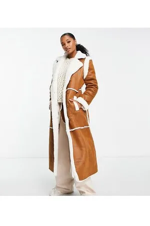 QED London Cappotto taglio lungo in camoscio sintetico con cintura con finiture in pile borg