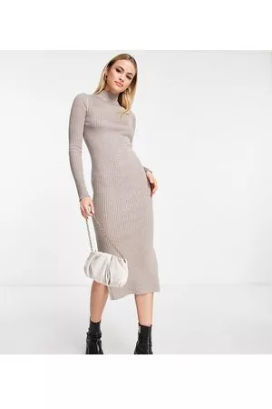 New Look Vestito color visone a coste con spacco laterale