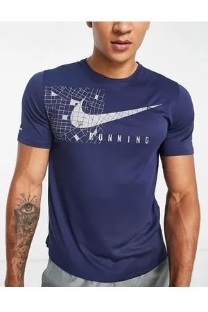 Nike Run Division Miler Dri-FIT - T-shirt color navy con stampa grafica catarifrangente