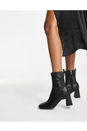 Schuh Bella - Stivali a calza neri con tacco