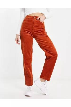 Monki Pantaloni slim in velluto a coste color ruggine