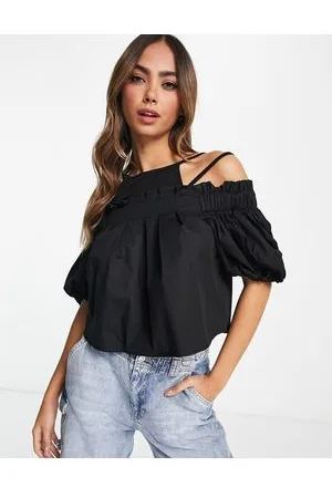 Urban Revivo Top voluminoso con spalle scoperte