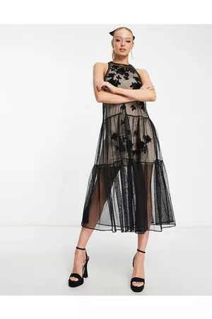 Miss Selfridge Vestito in rete con rose applicate