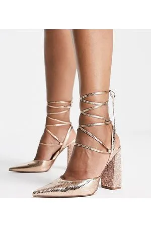 ASOS Panda - Scarpe a pianta larga con tacco largo decorato allacciate alla caviglia color rosa