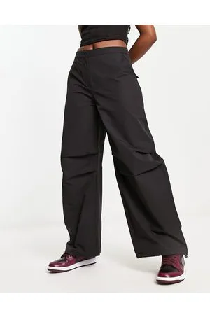 Weekday Nilo - Pantaloni sportivi oversize neri in coordinato