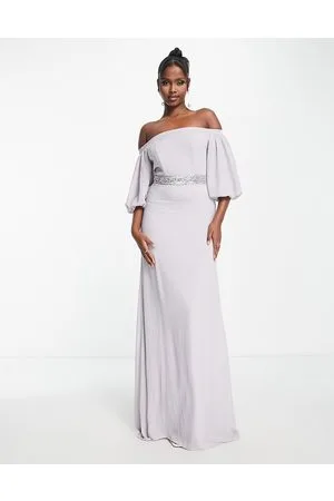 TFNC Vestito lungo da damigella in chiffon con scollo Bardot e vita decorata