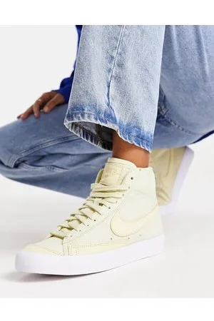 Nike Blazer Mid 
