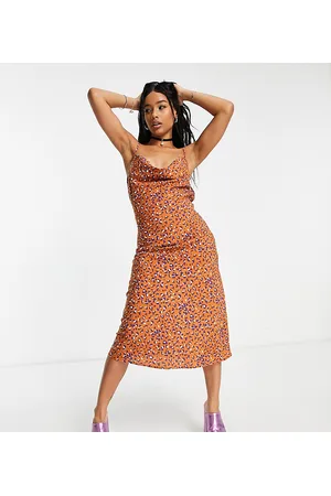 Urban Threads Petite Vestito midi in raso leopardato con scollo ad anello