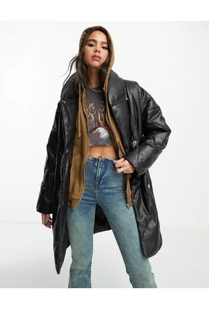 VIOLET ROMANCE Giacca oversize in pelle sintetica nera con collo sciallato