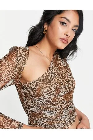 Lola May Crop top arricciato in rete marrone leopardata con cut-out sul davanti