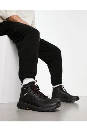 Berghaus VC22 Gore-TEX - Scarponcini da trekking waterproof isolanti neri con suola Vibram ultra aderente
