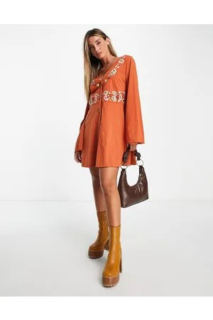ASOS Vestito corto a maniche lunghe ruggine stretto in vita con bottoni e ricamo floreale