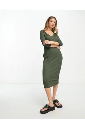 River Island Vestito midi kaki a coste con maniche a tre quarti e scollo a V