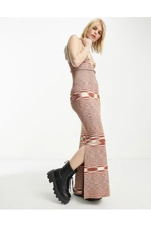 Emory Park Vestito lungo sinuoso in maglia color cognac mélange