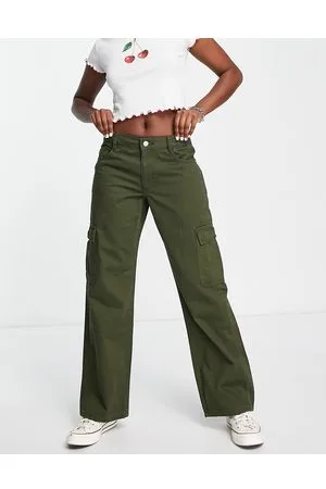 New Look Jeans cargo a vita bassa color kaki