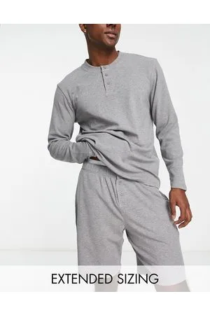 ASOS Pigiama con top a maniche lunghe e pantaloncini