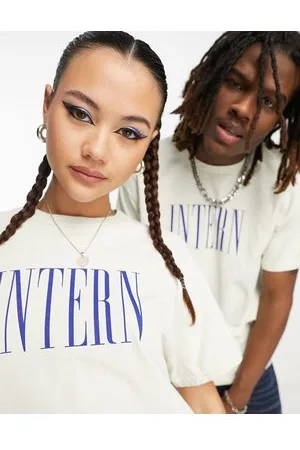 COLLUSION Unisex - T-shirt écru con scritta "Intern"
