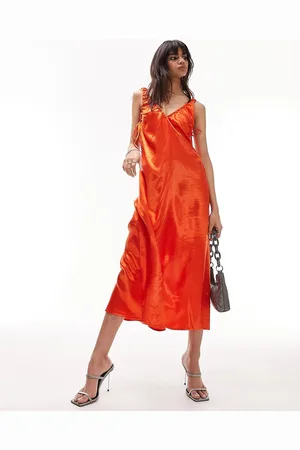 Topshop Vestito midi arricciato in raso