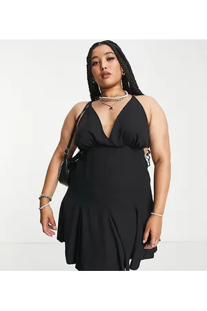 ASOS ASOS DESIGN Curve - Vestito corto con scollo profondo e fascette