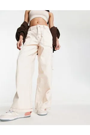 Miss Selfridge Pantaloni dritti cargo écru con cuciture a contrasto