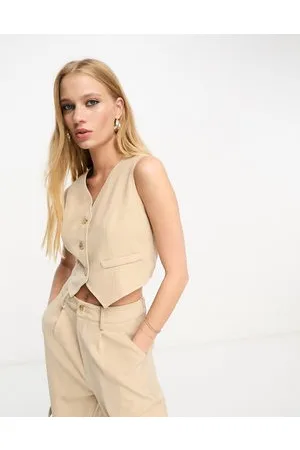 Aria Cove Gilet aderente color sabbia in coordinato