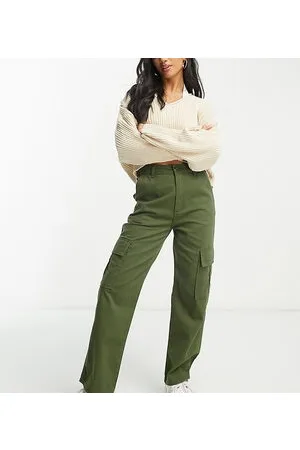 New Look Pantaloni cargo dritti kaki