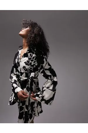 Topshop Vestito camicia a kimono allacciato in vita