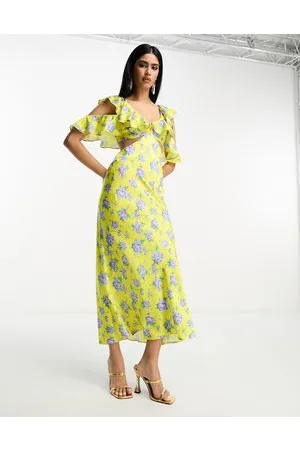 ASOS Vestito in raso giallo a fiori con gonna al polpaccio e maniche con volant multipli