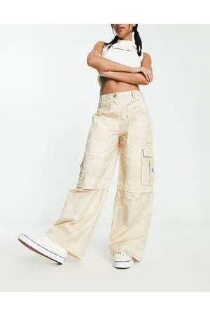 Calvin Klein Pantaloni cargo ampi con stampa di paesaggio
