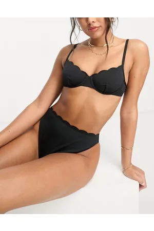 Hunkemöller Top bikini nero con ferretto e bordi smerlati