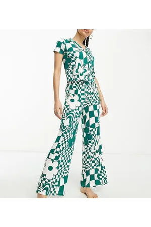 ASOS Esclusiva ASOS DESIGN Petite - Pigiama con camicia e pantaloni in viscosa a fiori e a scacchi