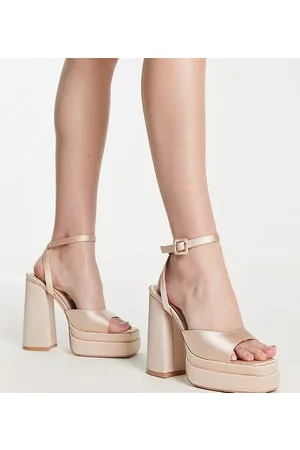 Be Mine Wide Fit Be Mine - Krista - Sandali a pianta larga in raso color champagne con plateau