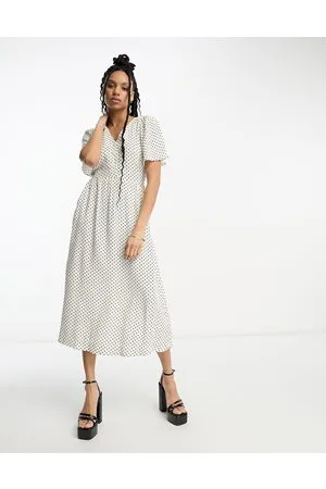 & OTHER STORIES Vestito midi sporco a pois con maniche con volant