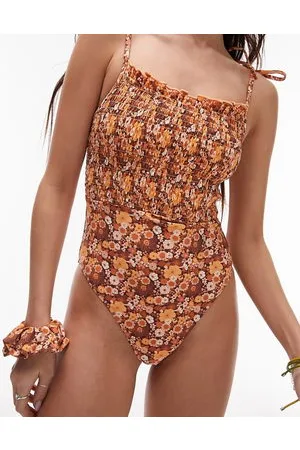 Topshop Costume da bagno arricciato marrone a fiorellini con spalline allacciate ed elastico per capelli abbinato