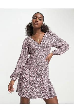 New Look Vestito da giorno corto a maniche lunghe rosa a fiorellini