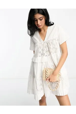 ASOS Vestito corto a trapezio con motivo patchwork in pizzo