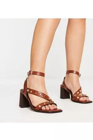 ASOS Halter - Sandali a pianta larga color cuoio con tacco medio e borchie