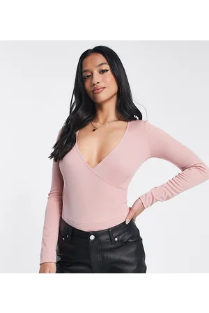 Flounce London Body avvolgente color cipria a coste