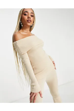 Missyempire Missy Empire - Top in maglia color pietra con spalle scoperte in coordinato