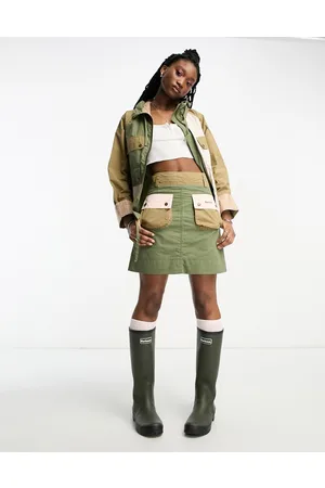 Barbour X ASOS - Minigonna multitasche leggera cerata colorblock
