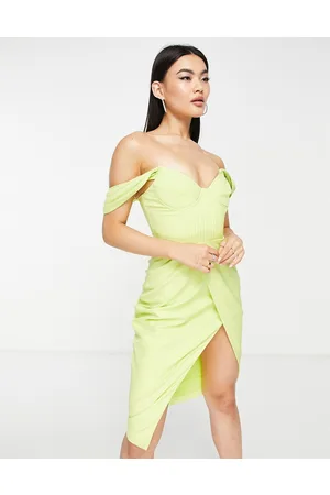 Lavish Alice Vestito midi lime con dettaglio a pieghe e scollo alla Bardot