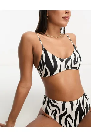 Monki Top bikini nero e bianco zebrato con scollo a V in coordinato