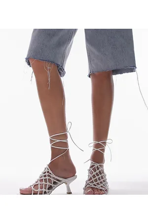 Topshop Ariel - Sandali a gabbia con tacco medio e allacciatura alla caviglia bianchi a pianta larga