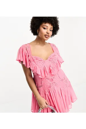 ASOS Esclusiva ASOS DESIGN Curve - Vestito corto ricamato con cut-out con volant e peplo