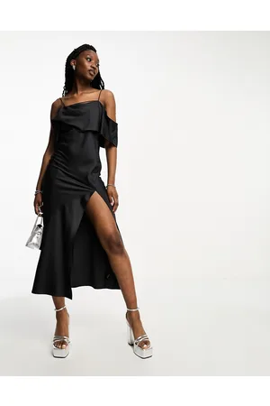 Weekday Elia - Vestito lungo in raso nero con spalle scoperte