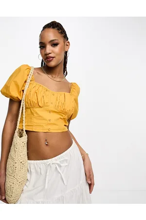 Urban Revivo Top milkmaid chiaro con maniche a sbuffo