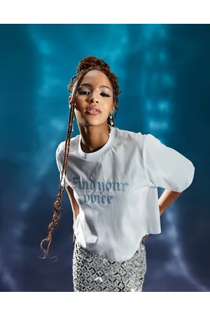 ASOS La Sirenetta - T-shirt slim bianca con ricamo su licenza “Find your voice”