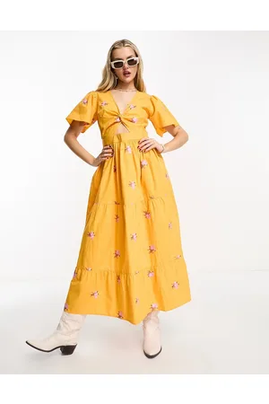 Miss Selfridge Vestito lungo a balze in popeline a fiorellini con maniche a pipistrello